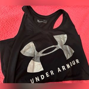 Women’s Under Armour workout tank